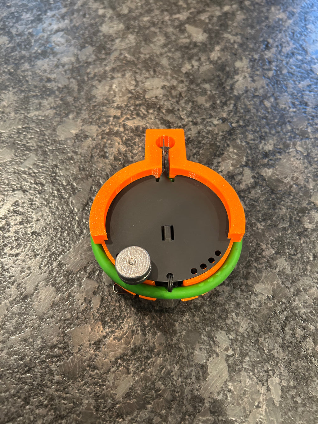 Chinook diver holder