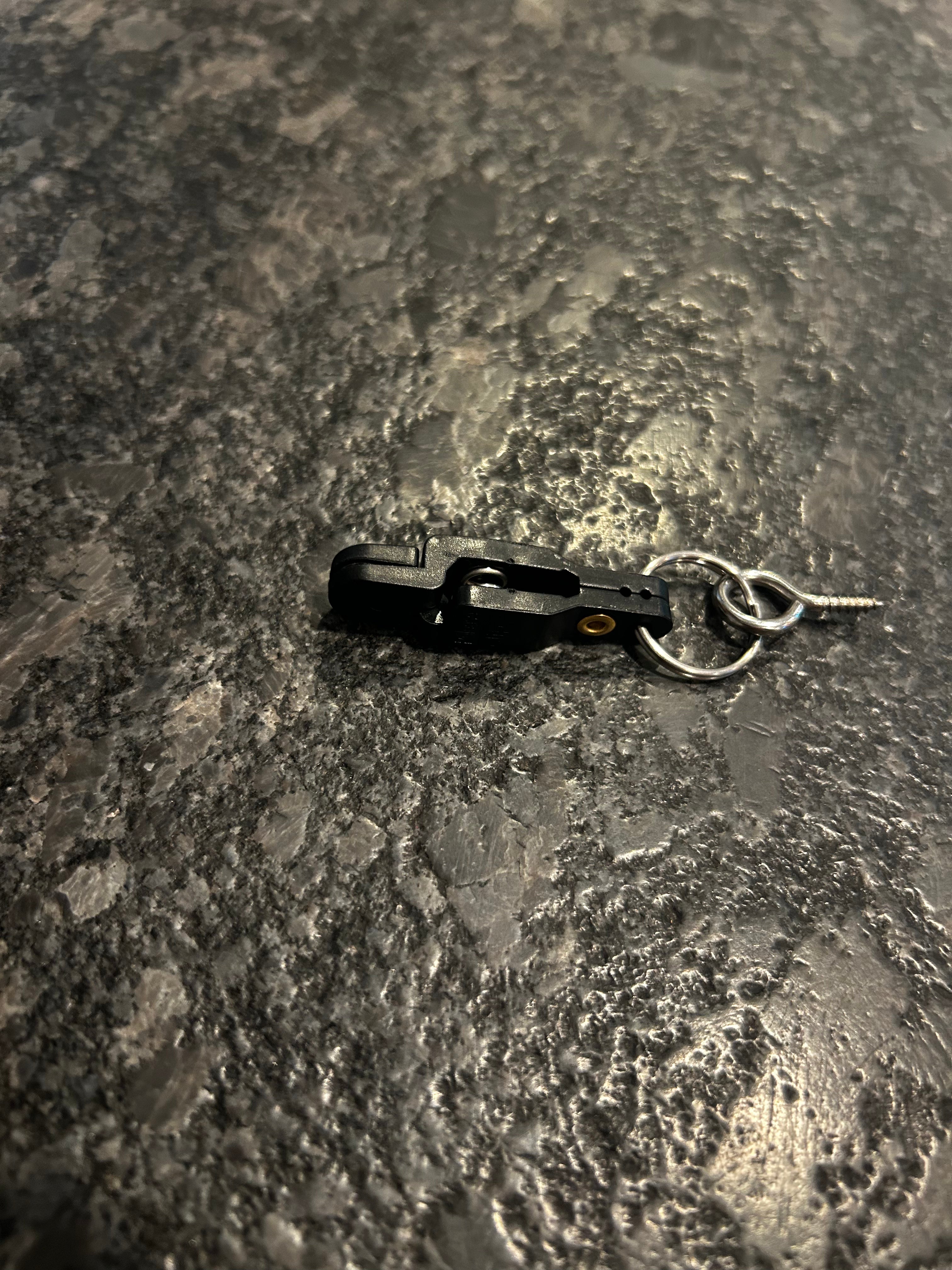 High Tension Snap Clip (pinned)